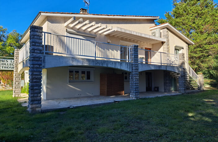 ENSEMBLE IMMOBILIER - MAISON + LOCAL LOUÉ — photo 3