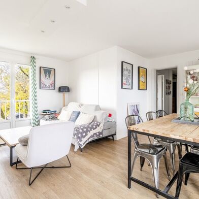 Appartement 3 pièces 234300 €