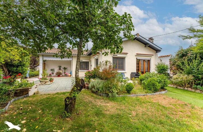 Vente maison 5 pièces 143 m² Gujan-Mestras (33470) — photo 2