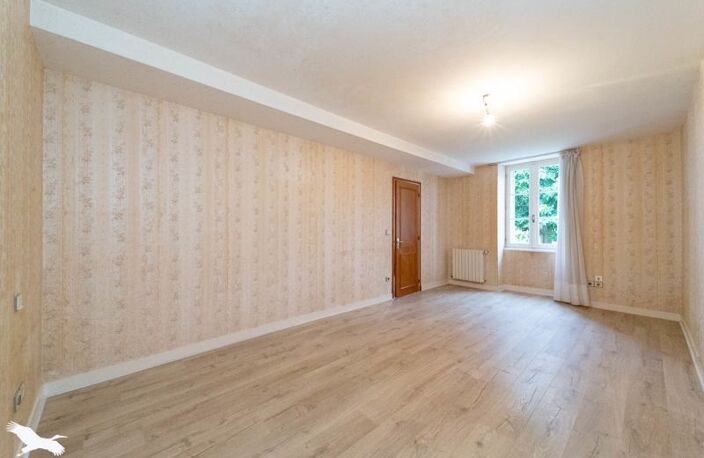 Vente maison 6 pièces 132 m² Coux (17130) — photo 5