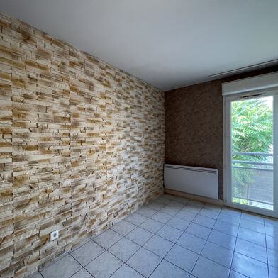 Appartement 3 pièces 605 €