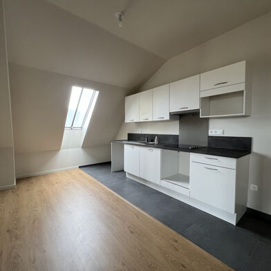 Appartement 4 pièces 960 €