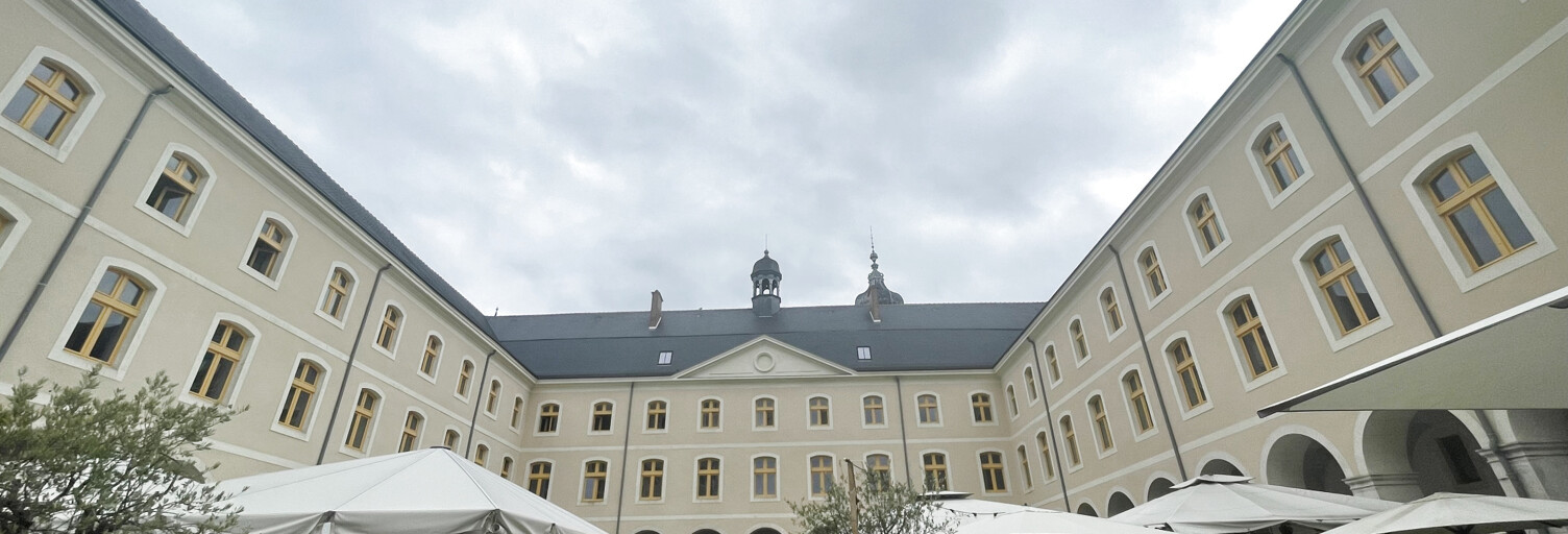 Garage   m² à louer à Le Mans (72000)