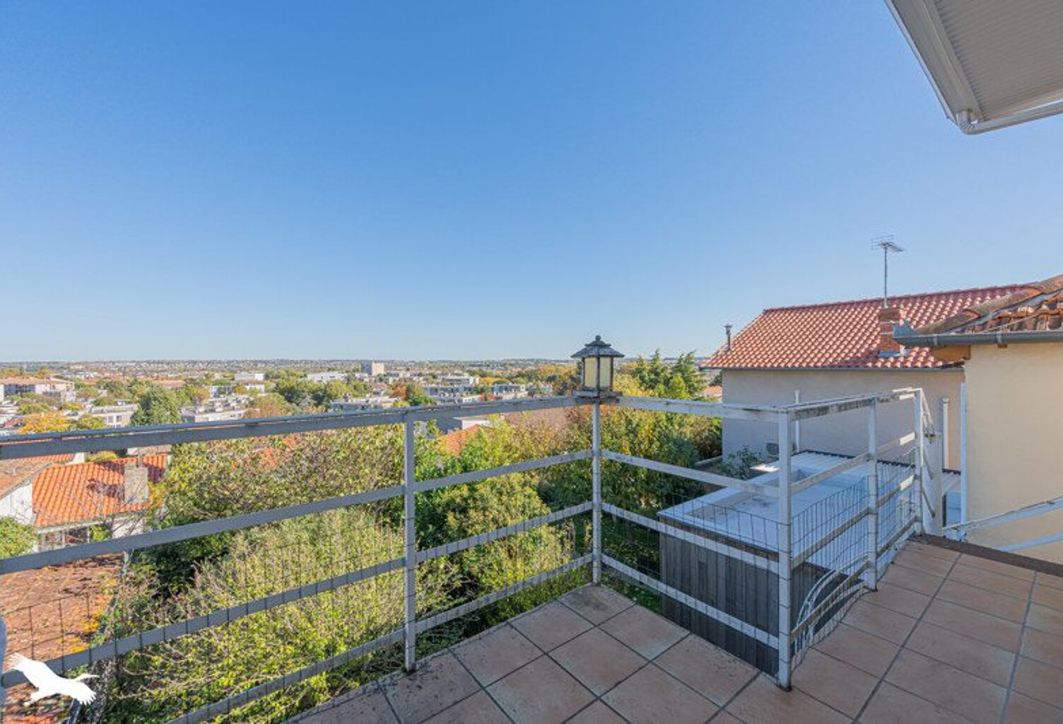 Villa de 5 pièces principales — photo 1