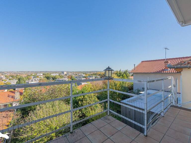 Villa de 5 pièces principales — photo 1