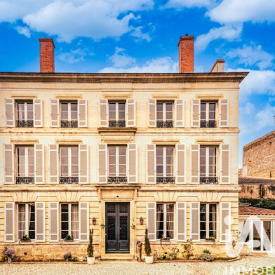 Maison 10 pièces 830000 €