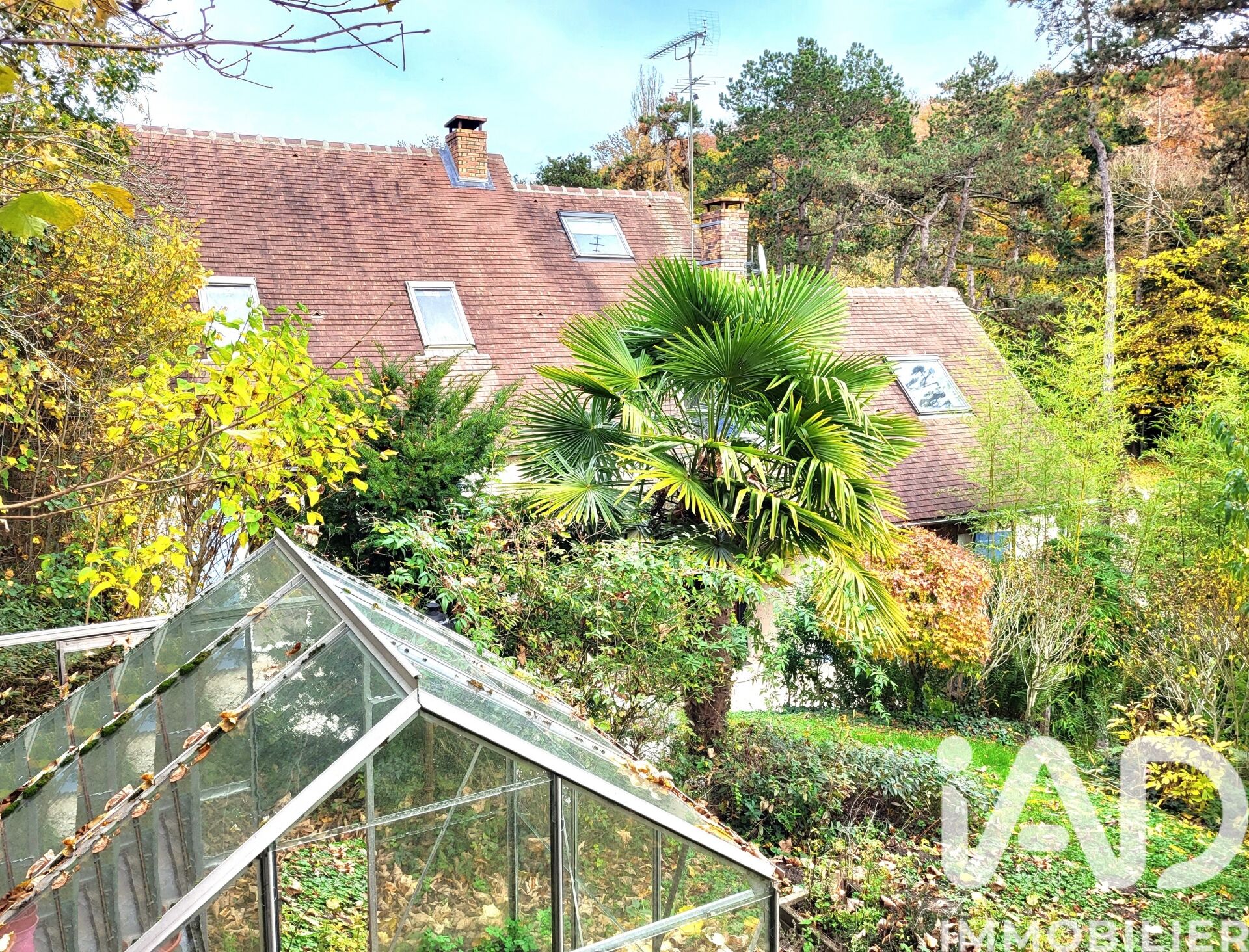 Jouy-en-Josas - 204m² - 8p. - 5ch.