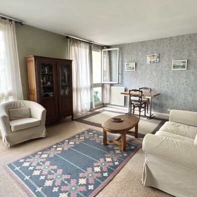 Appartement 4 pièces 299850 €