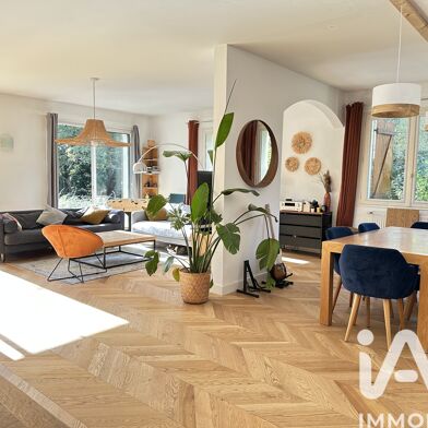 Maison 8 pièces 598000 €