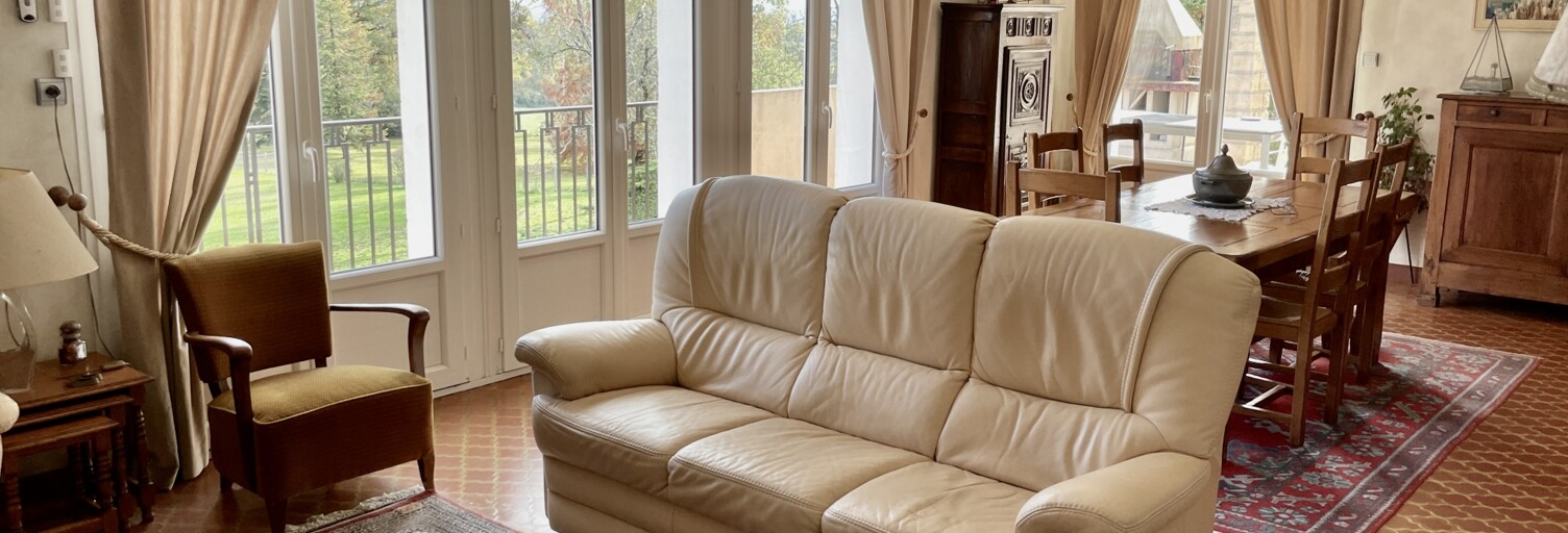 Maison 6 Pièces 160 m² à vendre à Thiviers (24800)