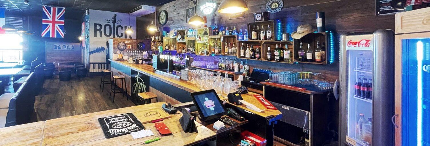 Commerce  380 m² à vendre à Lescar (64230)