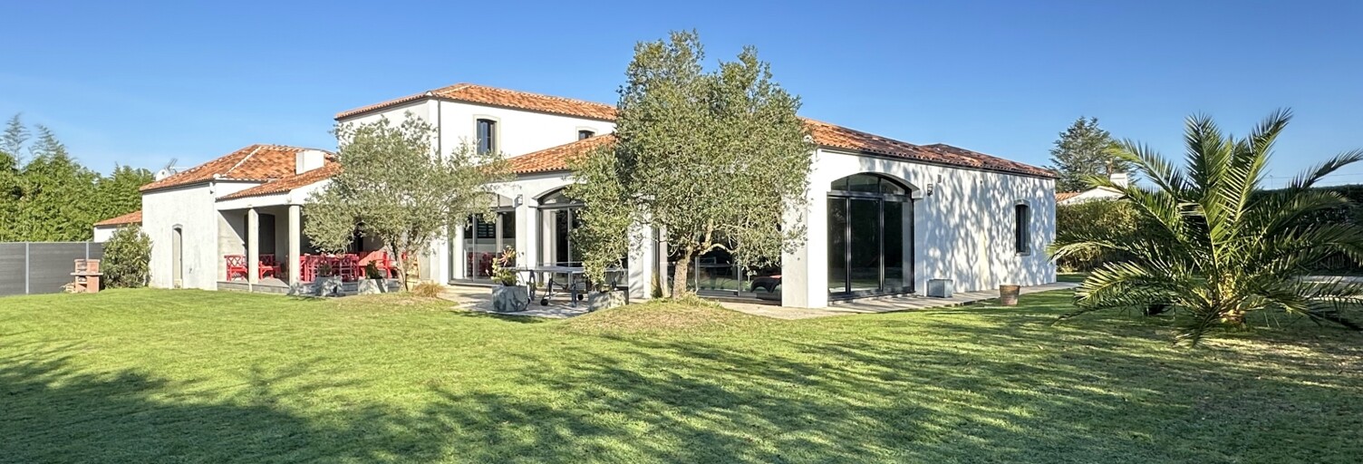 Maison 10 Pièces 270 m² à vendre à Beauvoir-sur-Mer (85230)