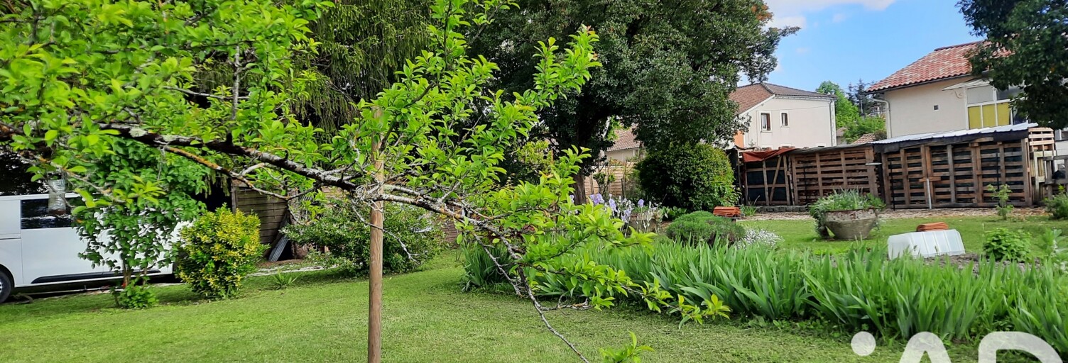 Terrain  1313 m² à vendre à Barbezieux-Saint-Hilaire (16300)