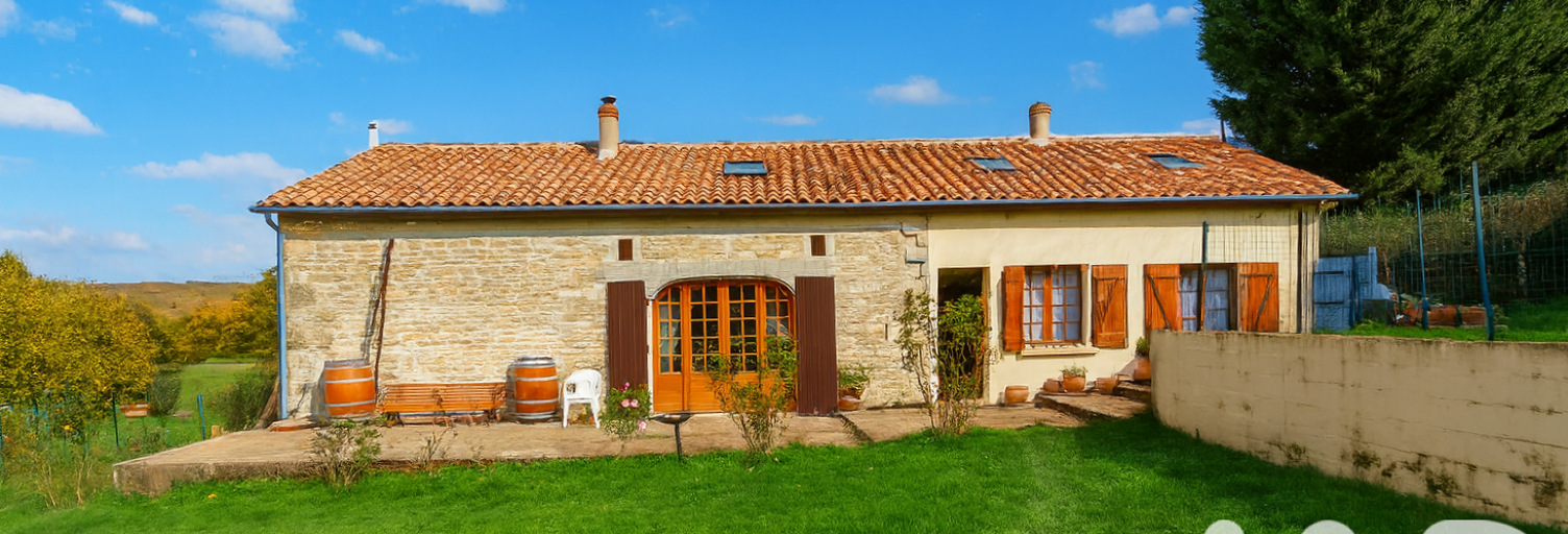 Maison 4 Pièces 97 m² à vendre à Nanteuil-en-Vallée (16700)