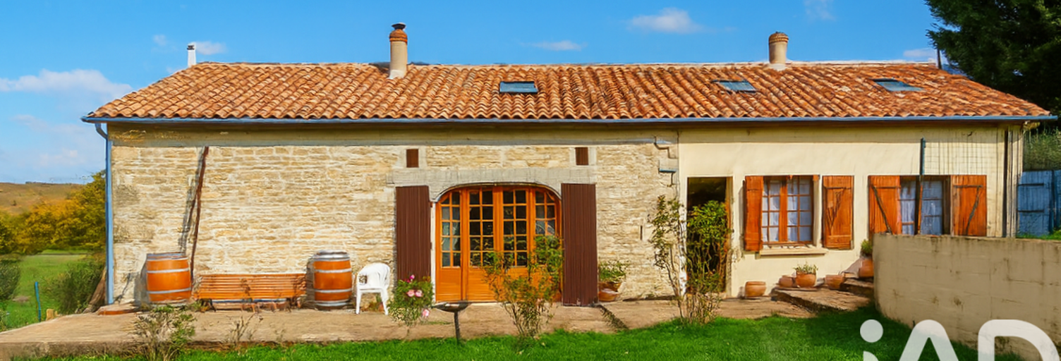 Maison 4 Pièces 97 m² à vendre à Nanteuil-en-Vallée (16700)