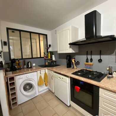 Appartement 4 pièces 895 €