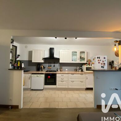 Appartement 4 pièces 895 €