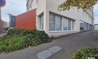 Commerce  81 m² à vendre à Saint-Nazaire (44600)