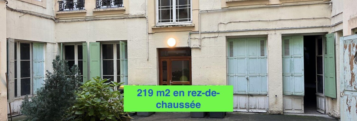 Commerce  219 m² à vendre à Saint-Étienne (42000)