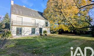 Maison 9 Pièces 200 m² à vendre à Sens-de-Bretagne (35490)