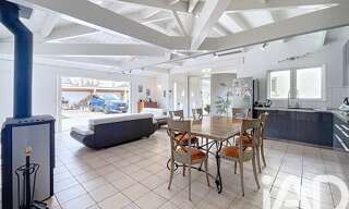 Maison 8 Pièces 212 m² à vendre à Forges (17290)