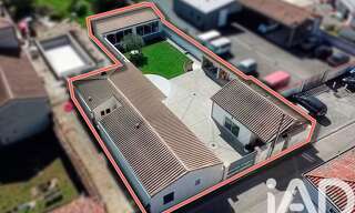 Maison 8 Pièces 212 m² à vendre à Forges (17290)