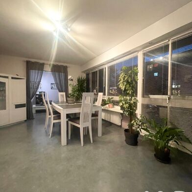 Appartement 5 pièces 225000 €