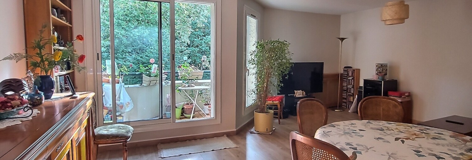 Appartement 4 Pièces 77 m² à vendre à Évry-Courcouronnes (91000)
