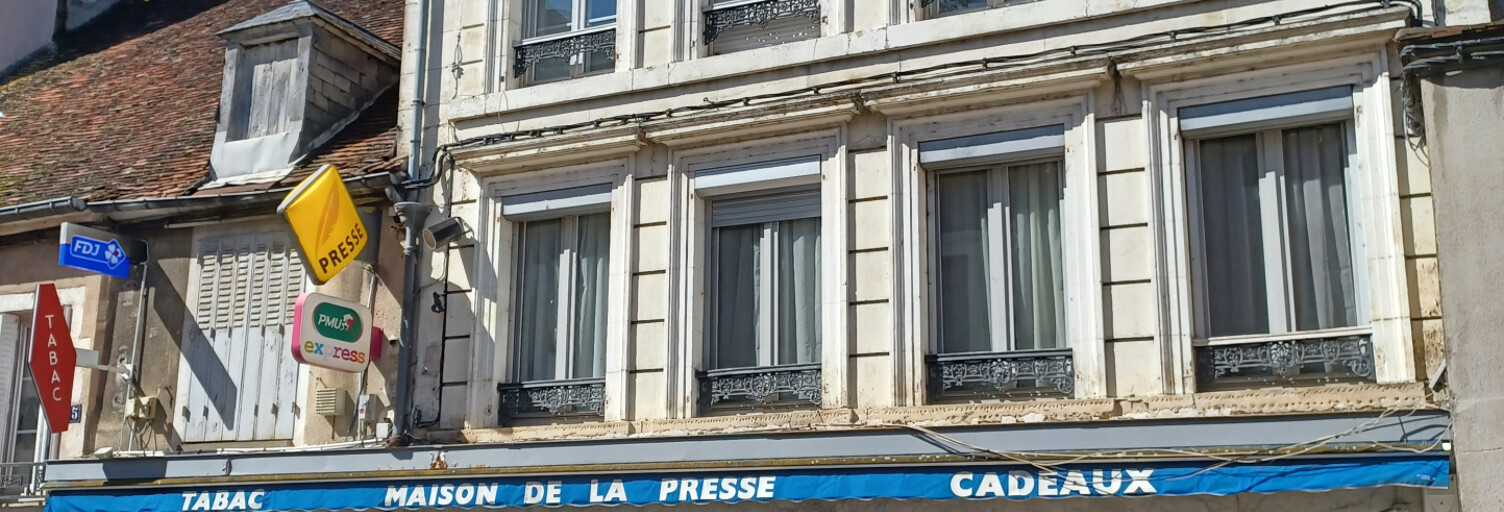 Immeuble  250 m² à vendre à La Charité-sur-Loire (58400)