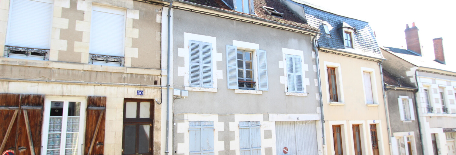 Immeuble  135 m² à vendre à La Charité-sur-Loire (58400)