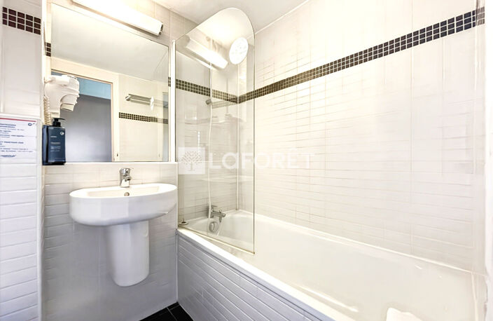 Investissement - Chambre hôtelière en résidence de standing — photo 3