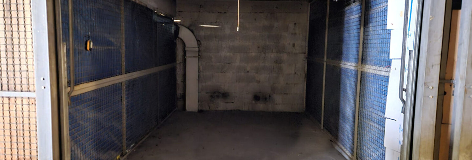 Garage   m² à vendre à Marseille 3 (13003)