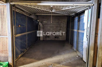 Garage  11000 €