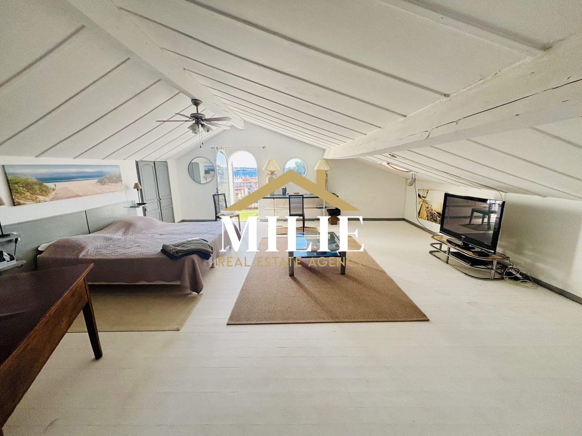 Villa / Maison  T7 à vendre Bandol 83150