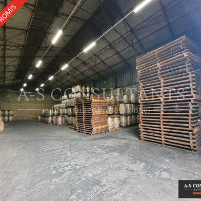 Local industriel  159750 €