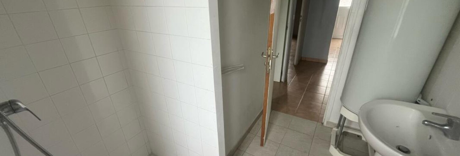 Immeuble  150 m² à vendre à Andryes (89480)