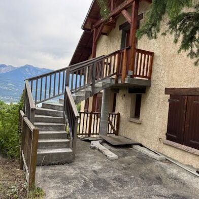 Appartement 4 pièces 200000 €