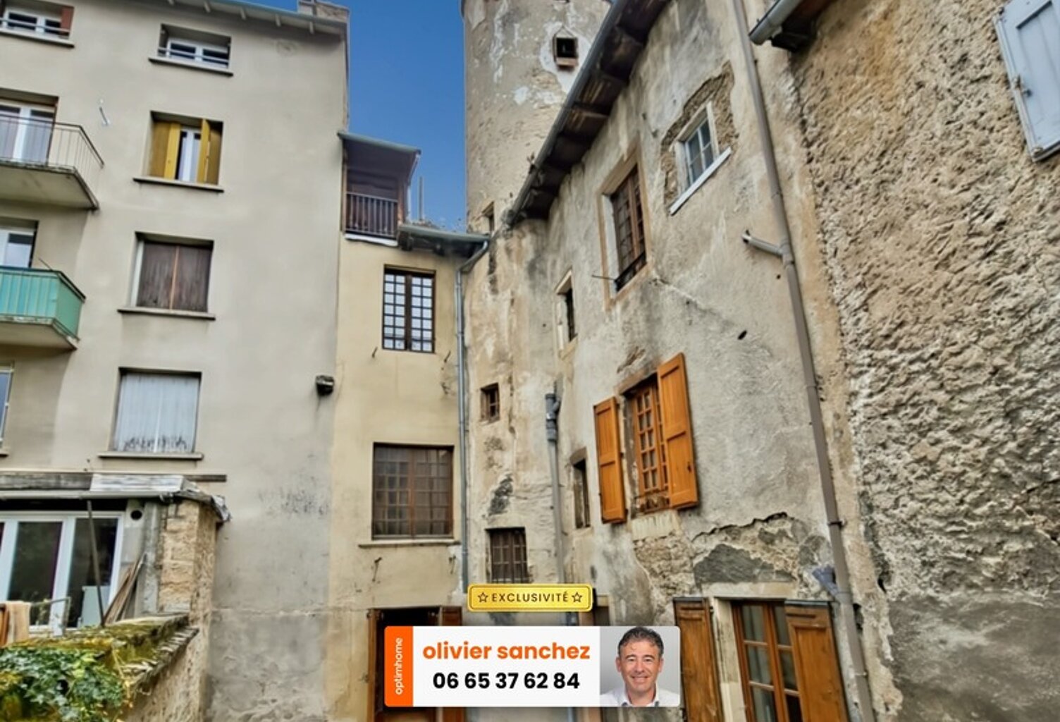 Maison de caractère avec deux appartements et dépendances – 248 m² – Marvejols (Lozère) — photo 1