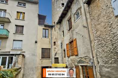 Maison 10 pièces 165000 €