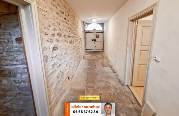 Maison de caractère avec deux appartements et dépendances – 248 m² – Marvejols (Lozère) — photo 2