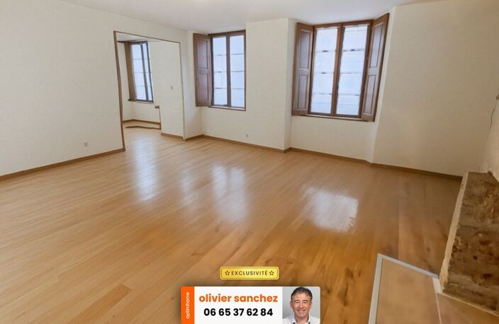 Maison de caractère avec deux appartements et dépendances – 248 m² – Marvejols (Lozère) — photo 4