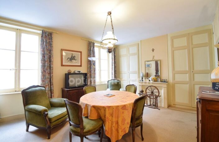 *** EXCLUSIVITE *** APPARTEMENT + LOCAL COMMERCIAL LOUÉ *** BILLOM CENTRE VILLE *** — photo 3