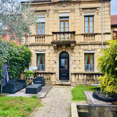 Maison 5 pièces 395000 €