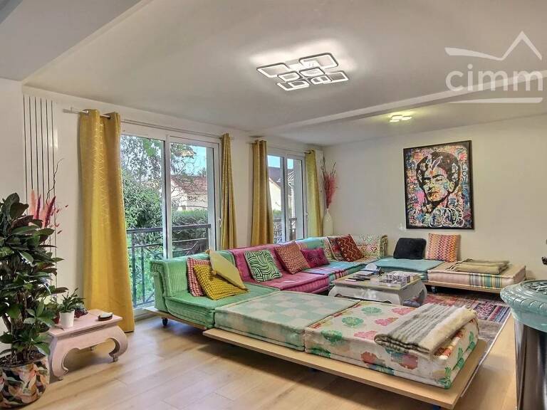 A VENDRE MAISON 9 PIECES A GOURNAY SUR MARNE — photo 1