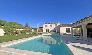 Maison 10 Pièces 344 m² à vendre à Vaison-la-Romaine (84110)