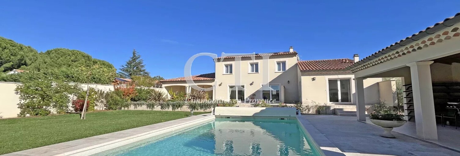 Maison 10 Pièces 344 m² à vendre à Vaison-la-Romaine (84110)