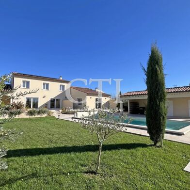 Maison 10 pièces 1484000 €