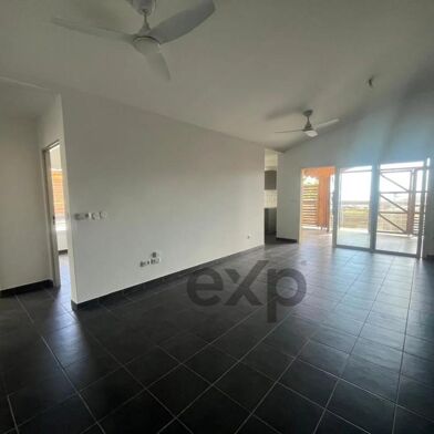 Appartement 3 pièces 976 €