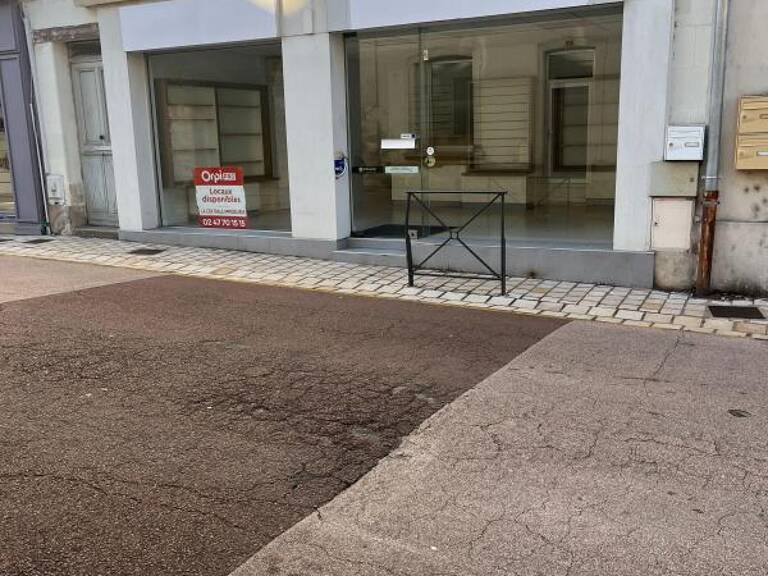 Bien Commercial À Louer — photo 1