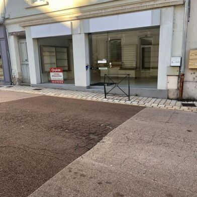 property.type.service  605 €